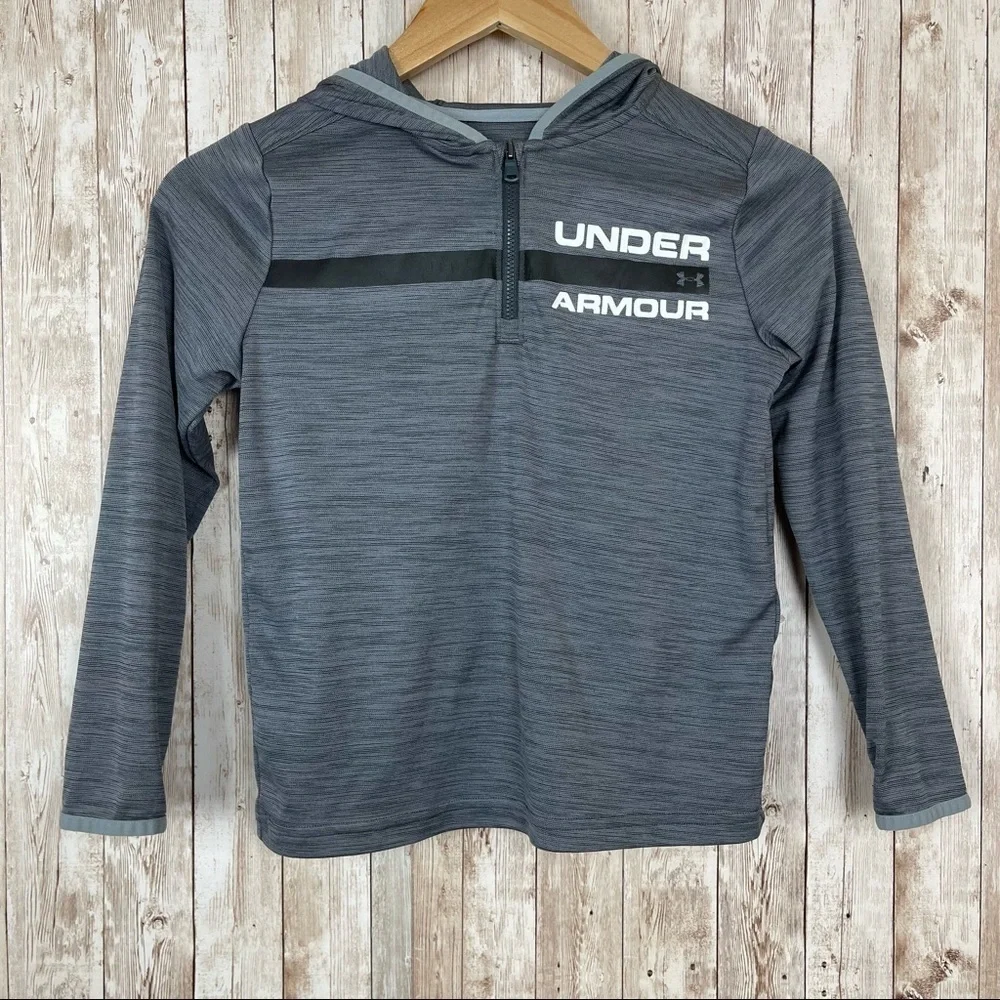 Under Armour 1/4 Zip Long Sleeve With Hood Size Youth Small